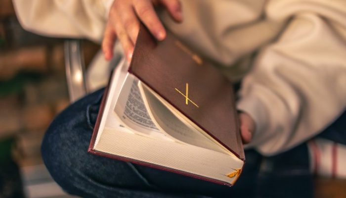 Motivacional Cristão - Ajudando você a superar desafios